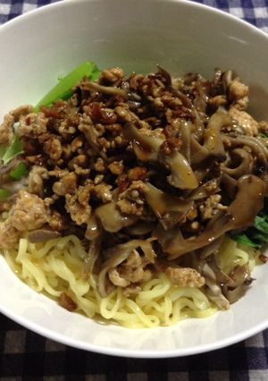 舞茸たっぷり冷麺(ごまだれ）-レシピのメイン写真