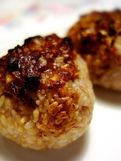 ネギ味噌玄米焼きおにぎり-レシピのメイン写真
