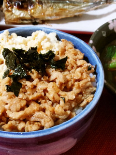 豆腐入り☆鳥そぼろ二色丼-レシピのメイン写真