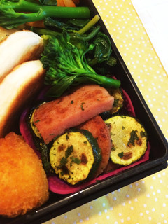 魚肉ソーセージとズッキーニの炒め物-レシピのメイン写真