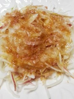 新玉ねぎとみょうがのサラダ-レシピのメイン写真