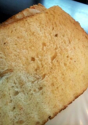 ＨＢで★ふわふわあま～いグラノーラ食パン-レシピのメイン写真