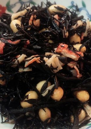 鍋に入れて終了♪大豆とひじきのスピード煮-レシピのメイン写真