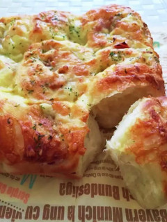 ちぎりパン。オニオンベーコンチーズパン。-レシピのメイン写真