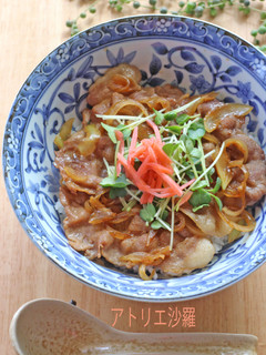 簡単!甘辛醤油味で柔らかな★豚丼★-レシピのメイン写真