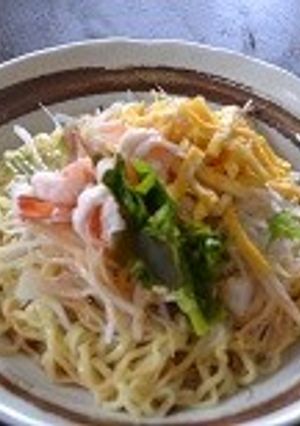 春に～彩サラダのせ冷麺-レシピのメイン写真