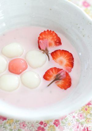 ひな祭り☆お花見時期にも簡単桃色おしるこ-レシピのメイン写真