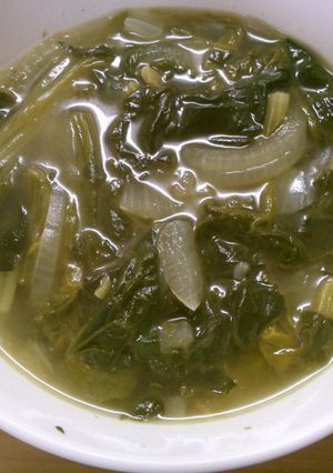 ほうれん草と　玉ねぎの　コンソメスープ♪-レシピのメイン写真