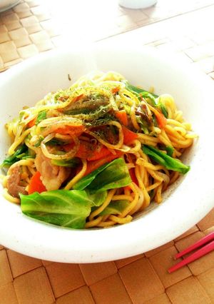 簡単!我が家の醤油焼きそば-レシピのメイン写真