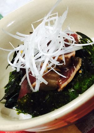 かつおとわかめの漬け丼-レシピのメイン写真