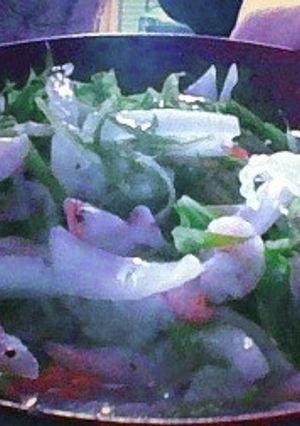 海老と水菜と新玉ねぎのサラダ-レシピのメイン写真