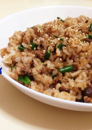 一人暮らしのランチ簡単挽肉オイスター炒飯-レシピのメイン写真