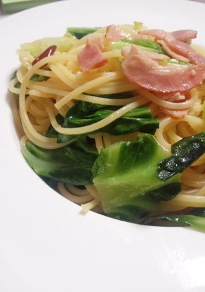 春キャベツで簡単ペペロンチーノ-レシピのメイン写真