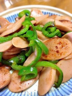 ピーマンと魚肉ソーセージの甘辛炒め-レシピのメイン写真