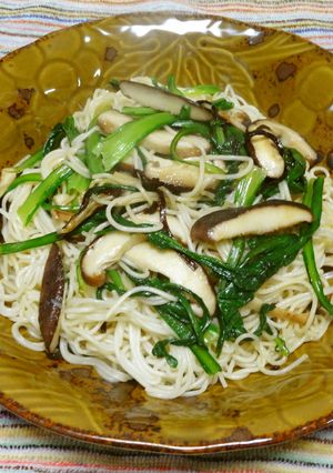 春菊と椎茸の素麺チャンプルー-レシピのメイン写真