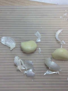 簡単ニンニクの皮むき-レシピのメイン写真