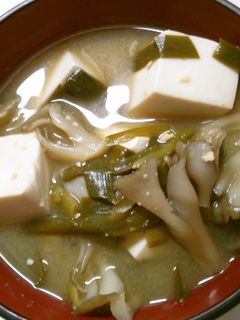 朝食にも ニラ 豆腐 舞茸の お味噌汁♪-レシピのメイン写真