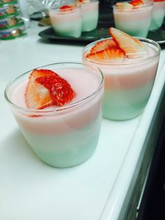 ひな祭りカラーの杏仁豆腐☆-レシピのメイン写真