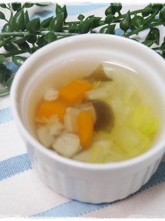 離乳食後期 にんじん白菜しいたけの味噌汁-レシピのメイン写真