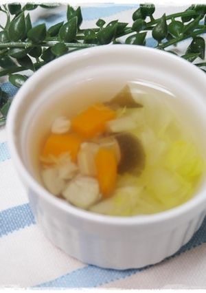 離乳食後期　にんじん白菜しいたけの味噌汁-レシピのメイン写真