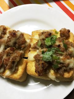 厚揚げのオーブン焼き〜味噌ひき肉のせ♪-レシピのメイン写真