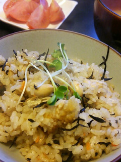 栄養満点!ひじきの五目炊き込みご飯-レシピのメイン写真