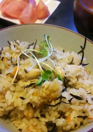 栄養満点！ひじきの五目炊き込みご飯-レシピのメイン写真