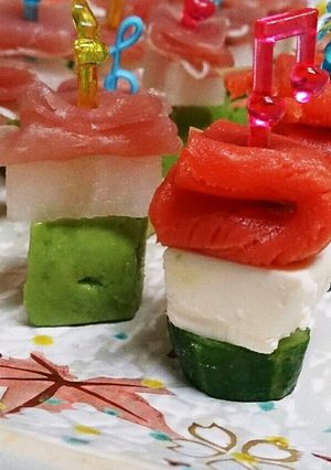 ひな祭りに！菱餅色の三色ピンチョス２種類-レシピのメイン写真