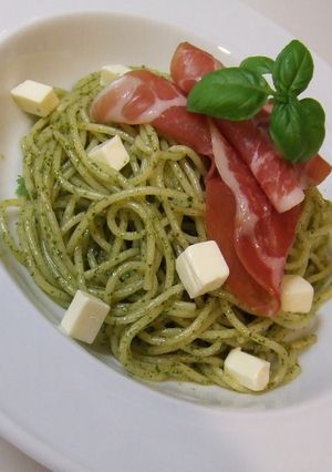 ジェノベーゼと生ハムのパスタ-レシピのメイン写真