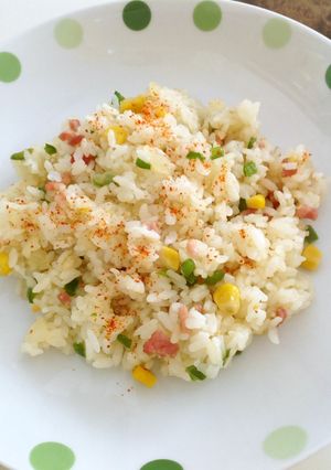 子ども喜ぶ♪コーン味噌バターチャーハン-レシピのメイン写真