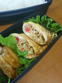 お弁当にマルちゃん焼そば卵焼き-レシピのメイン写真