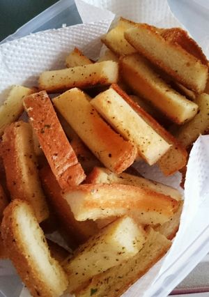 パンの耳をトースターで簡単おやつに-レシピのメイン写真