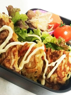 塩焼きそばで♪スパニッシュオムレツ風弁当-レシピのメイン写真