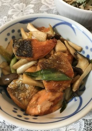 お弁当にも♡鮭とエリンギのオイスター炒め-レシピのメイン写真