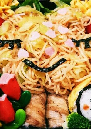 マルちゃん、お花見に行くの巻♪弁当♪-レシピのメイン写真