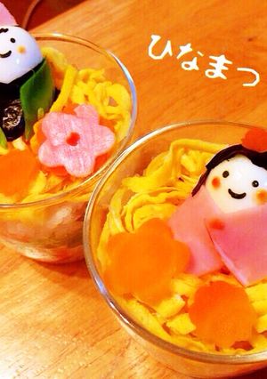ひなまつりに！子供も喜ぶひなカップ寿司！-レシピのメイン写真