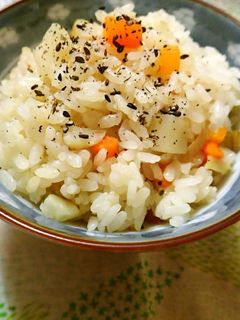 菊芋と人参の炊き込みごはん☆-レシピのメイン写真