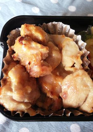 お弁当に♪簡単！鶏モモ肉の味噌マヨ焼き♡-レシピのメイン写真