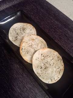 餃子の皮×マヨネーズ×ブラックペッパー-レシピのメイン写真