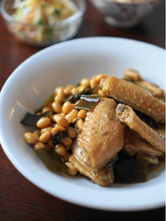 鶏手羽と大豆のはちみつ黒酢煮-レシピのメイン写真