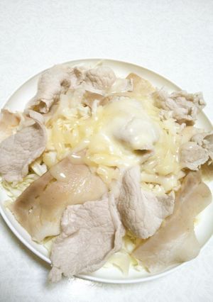 キャベツベーコン豚肉チーズサラダ-レシピのメイン写真