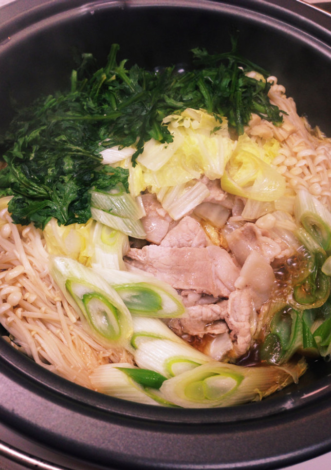 野菜が主役！豚白菜の変わりすき焼き-レシピのメイン写真
