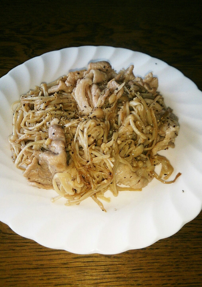豚とエノキのニンニクバター醤油炒め-レシピのメイン写真