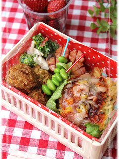 ボリュームたっぷり*焼きそばピザ弁当*-レシピのメイン写真