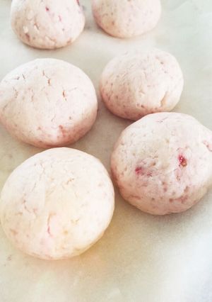 簡単!!♡いちごスノーボール♡-レシピのメイン写真