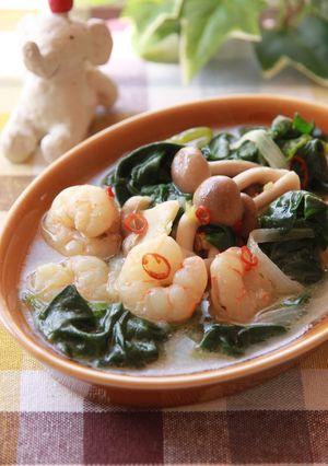 海老とほうれん草のタイカレースープ-レシピのメイン写真