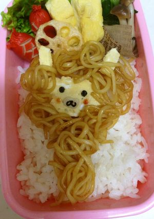 マルちゃん焼きそばでアルパカさんキャラ弁-レシピのメイン写真