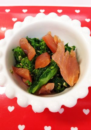 菜の花とスモークサーモンの小鉢-レシピのメイン写真