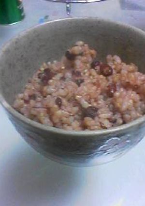 レンジと炊飯器で作る小豆玄米ご飯-レシピのメイン写真