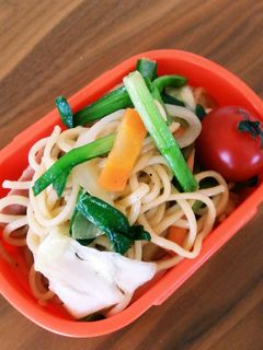 ポリ袋で簡単☆ ヘルシー焼きそば 弁当-レシピのメイン写真